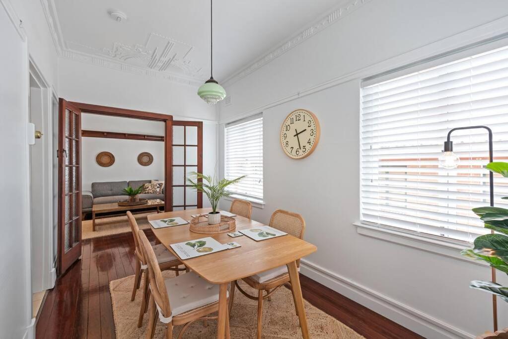 Апартаменти Art Deco In Ascot! ~ 2 Bed / 1 Bath / 1 Car Брісбен Екстер'єр фото